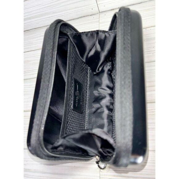 Salvatore Ferragamo Black Evaair Parfumes Toiletries/ Makeup Bag & Box Set  Unis - Picture 11 of 17